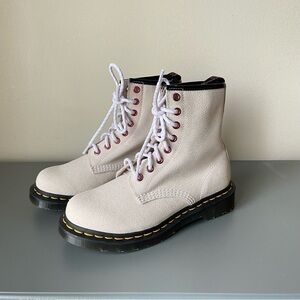 New Dr. Martens 1460 Bejeweled Leather Lace Up Combat Moto Boots​​​